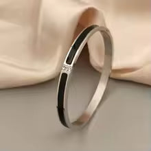 Fashion Black dripping oil Bangle for Women Luxury Inlaid zircon Gold Plated Stainless Steel Bracelets Jewelry